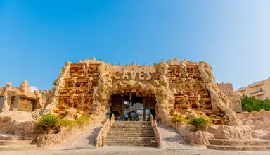 Caves Beach Resort