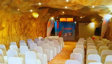 Caves Beach Resort