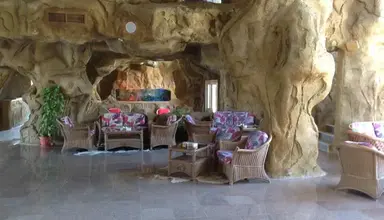 Caves Beach Resort