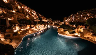 Caves Beach Resort