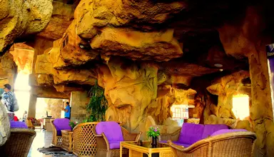 Caves Beach Resort