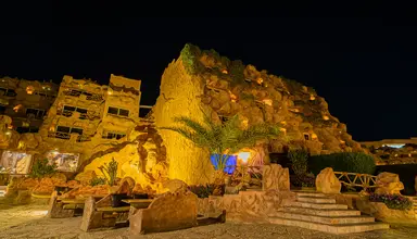 Caves Beach Resort