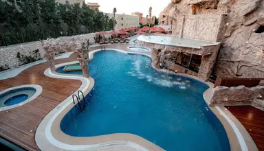 Caves Beach Resort