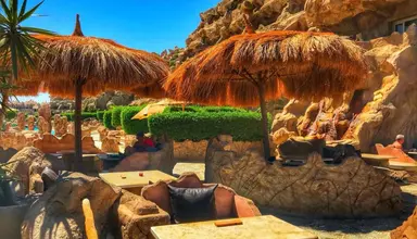 Caves Beach Resort
