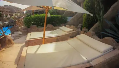 Caves Beach Resort