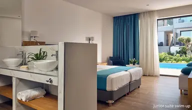 Cavo Orient Beach