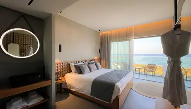 Cavo Zoe Seaside
