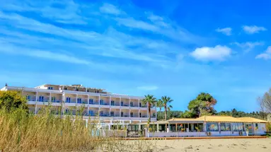 Cavomarina Beach