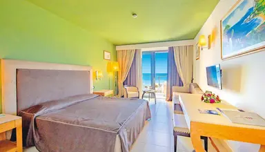 Cefalu Sea Palace