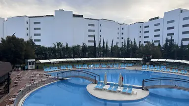 Cenger Beach Resort