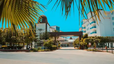 Cenger Beach Resort