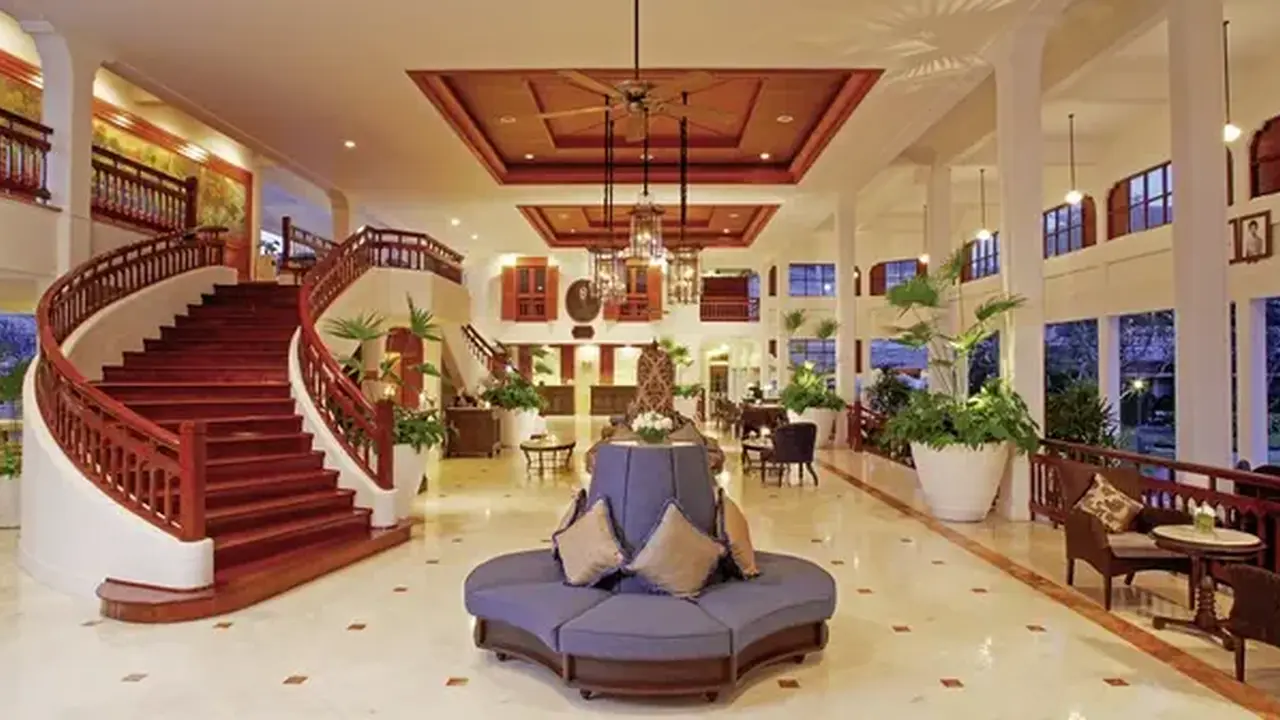 Centara Grand Beach Resort