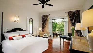 Centara Grand Beach Resort