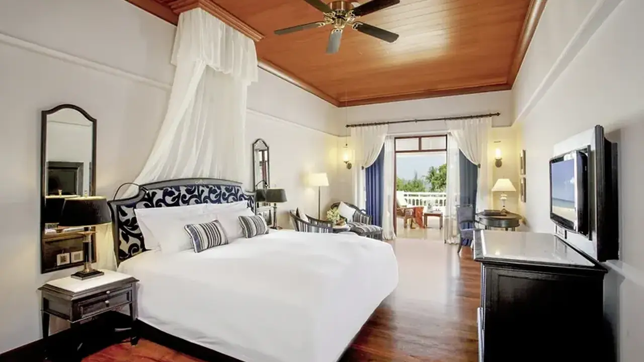 Centara Grand Beach Resort