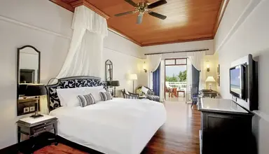 Centara Grand Beach Resort