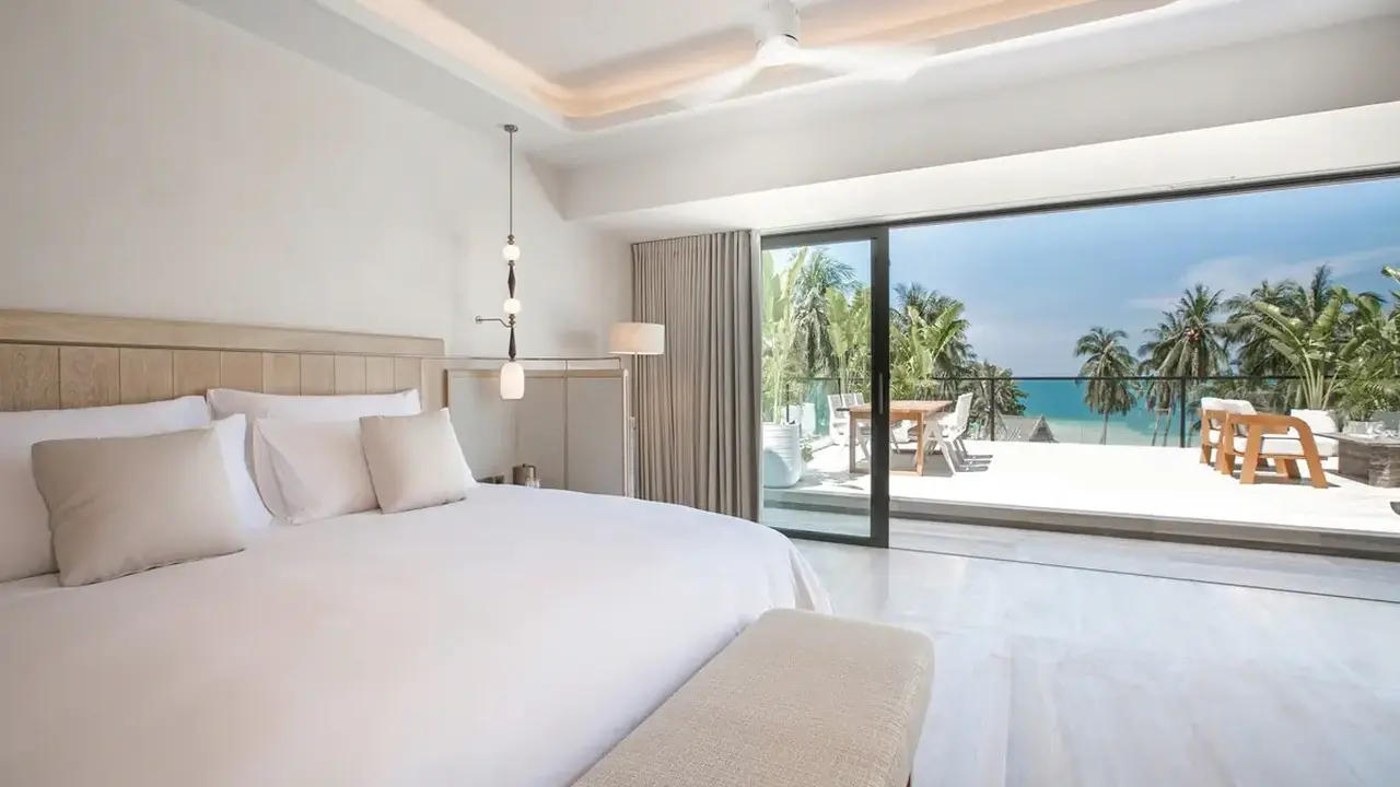 Centara Grand Beach