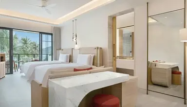 Centara Grand Beach