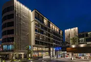 Centara Life Bangkok Phra Nakhon