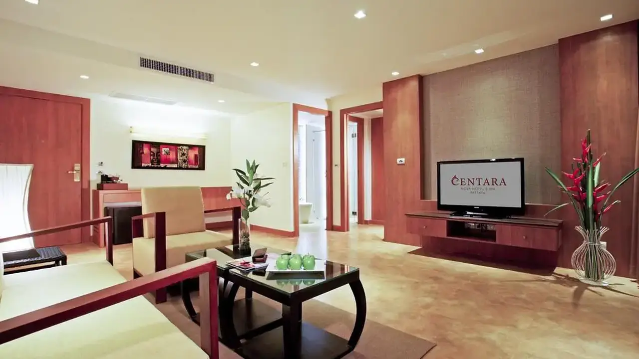 Centara Nova & Spa