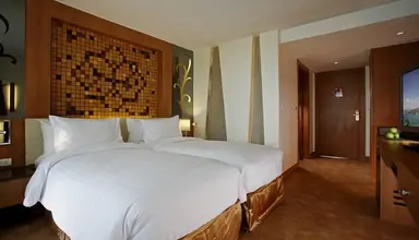 Centara Nova & Spa