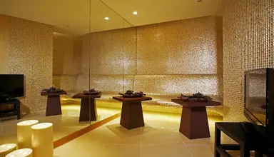 Centara Nova & Spa