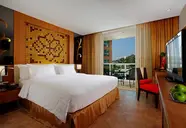 Centara Nova & Spa