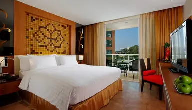 Centara Nova & Spa