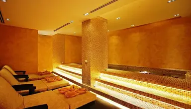 Centara Nova & Spa