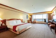 Centara Riverside Hotel C