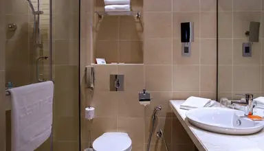 Centro Al Manhal by Rotana
