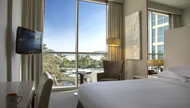 Centro Yas Island