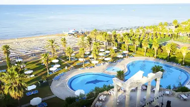 Cesars Resort