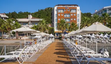 Cettia Beach