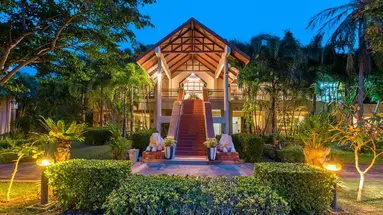 Cha-Da Beach Resort & Spa