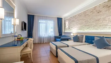 Champion Holiday Village