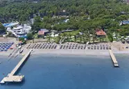 Champion Holiday Village