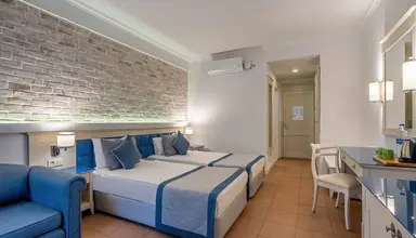 Champion Holiday Village