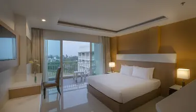 Chanalai Hillside