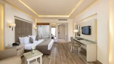 Charmillion Club Resort