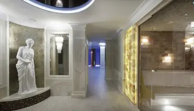 Chateau Monty