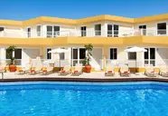Checkin Bungalows Atlantida