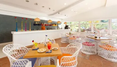 Checkin Bungalows Atlantida