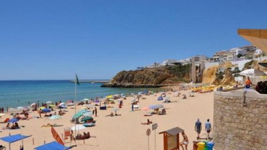 Cheerfulway Vila Alba
