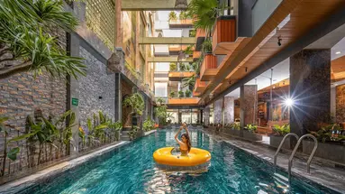Chi House