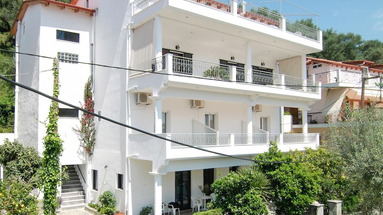 Christina Studio