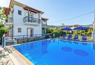 Chrysoula Studios