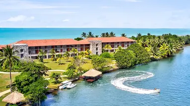 Cinnamon Bentota Beach