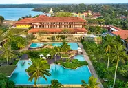 Cinnamon Bentota Beach