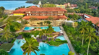 Cinnamon Bentota Beach