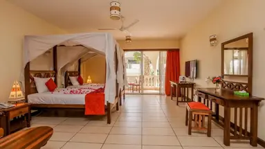 CityBlue Creekside Hotel & Suites